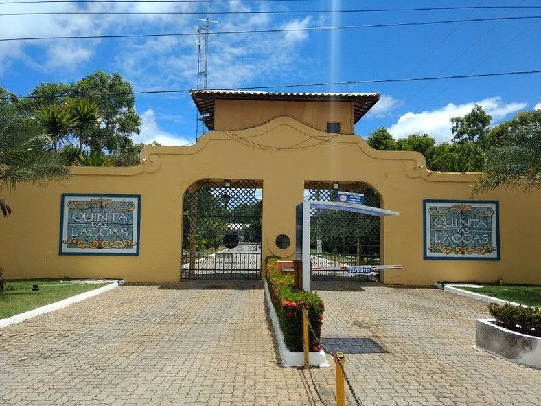 Casa Temporada - 4 suítes - Condomínio Luxo - Piscina Extrao